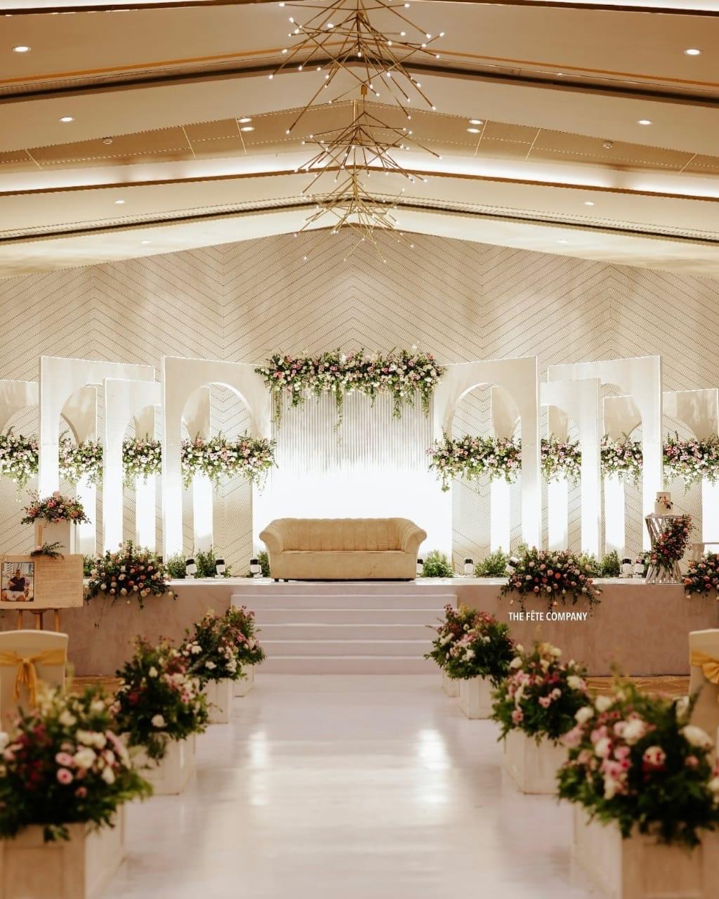 Grand Entrance Stage